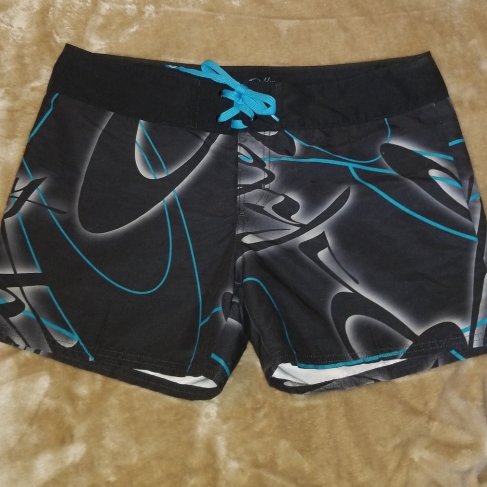 Oakley water shorts new